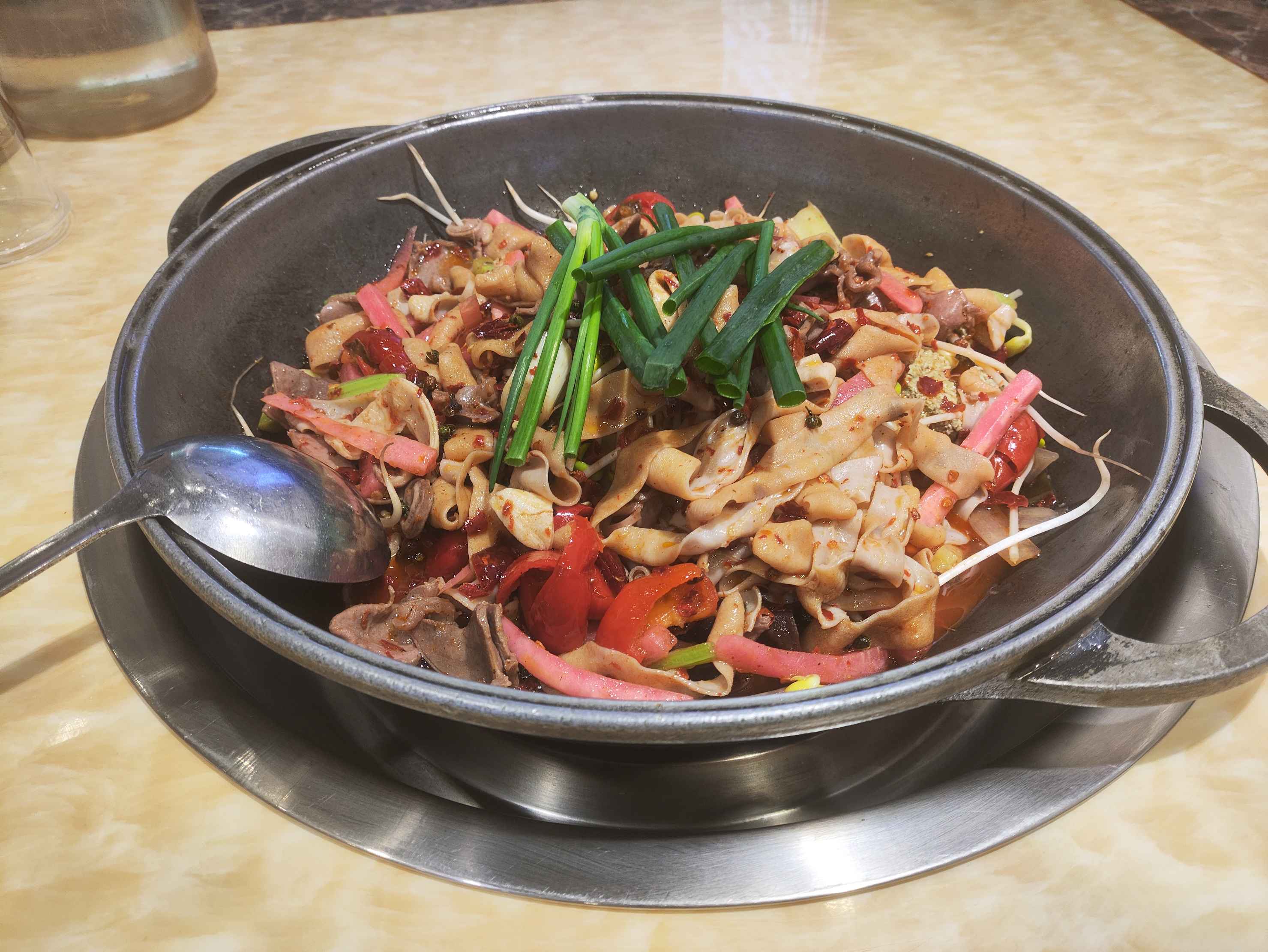 吃货尝鲜重庆黔江豆花鸡杂(重光店)